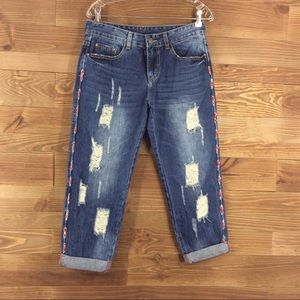 Sadie & Sage Distressed Jeans